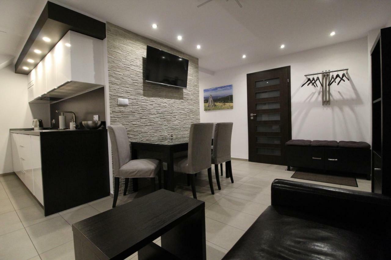 스클라르스카포렘바 Apartament Meander 아파트 외부 사진