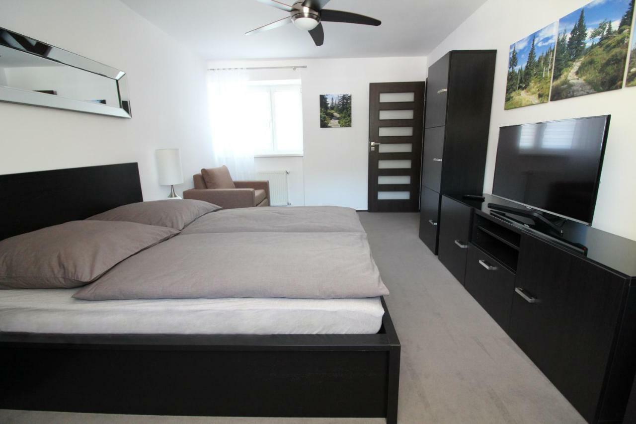 스클라르스카포렘바 Apartament Meander 아파트 외부 사진